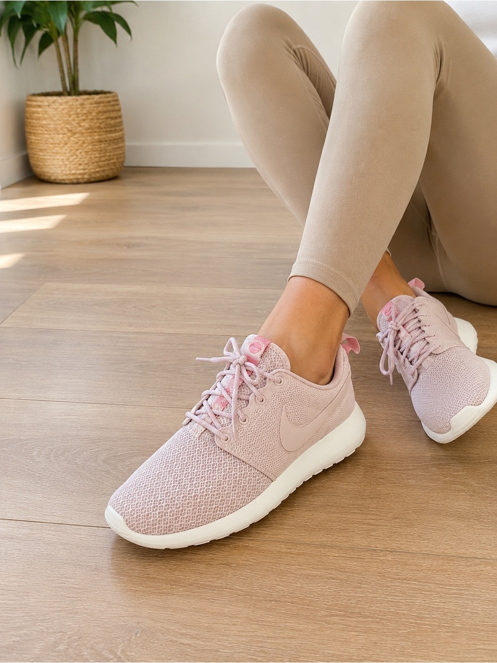 Nike Roshe One Pink Mesh Sneakers Size 9 Women’s Running Shoes